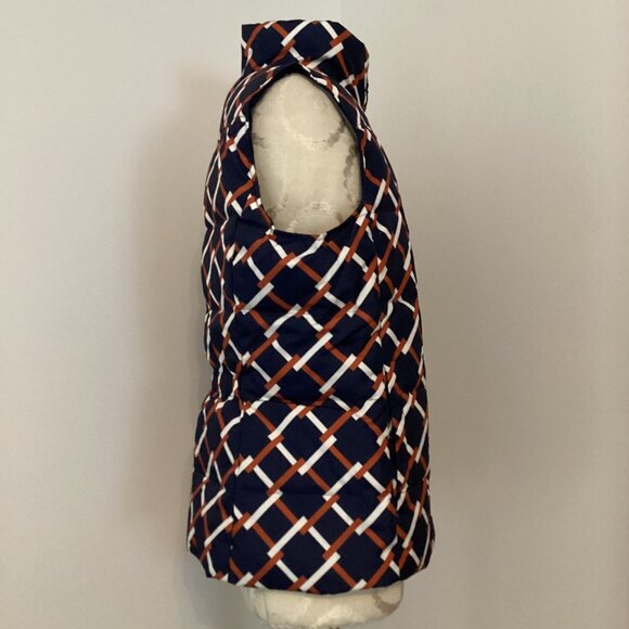 NEW! LANDS' END WOMEN'S DOWN PUFFER VEST NAVY PRINT M OUTDOOR WINTER COZY CASUAL - Picture 3 of 4